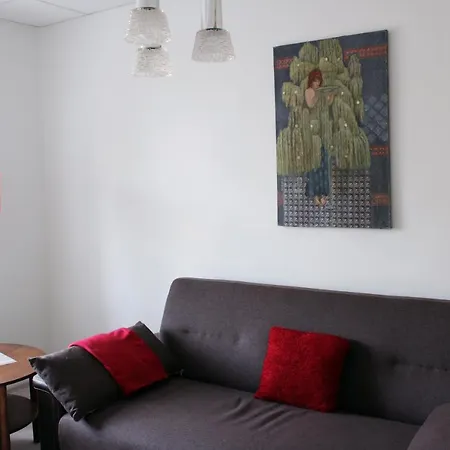 Juhkentali Apartment- International Bus Station *